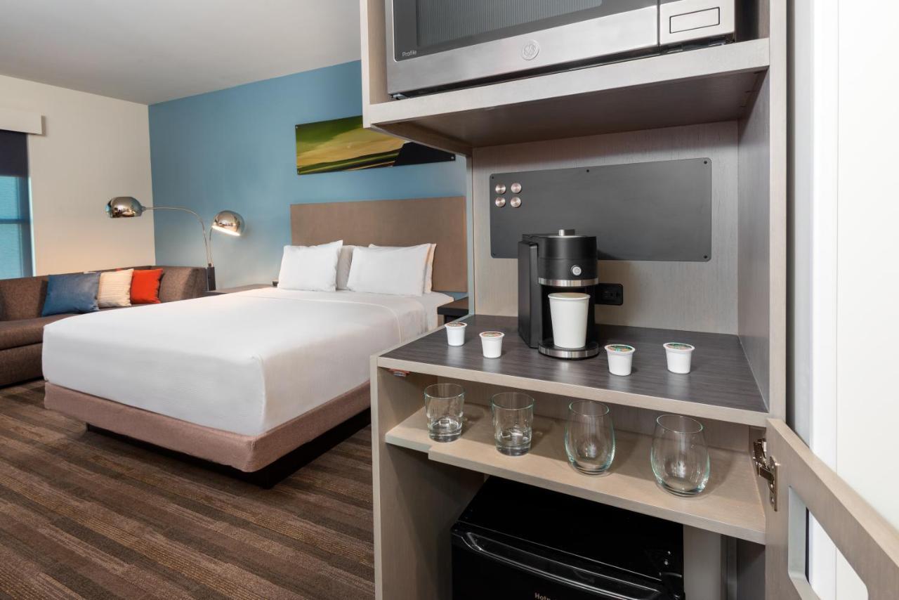 Hyatt House Airport/westshore Hotel