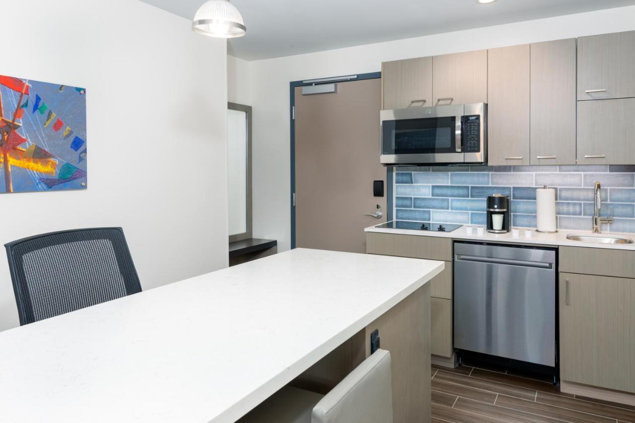 Hyatt House Airport/westshore Tampa